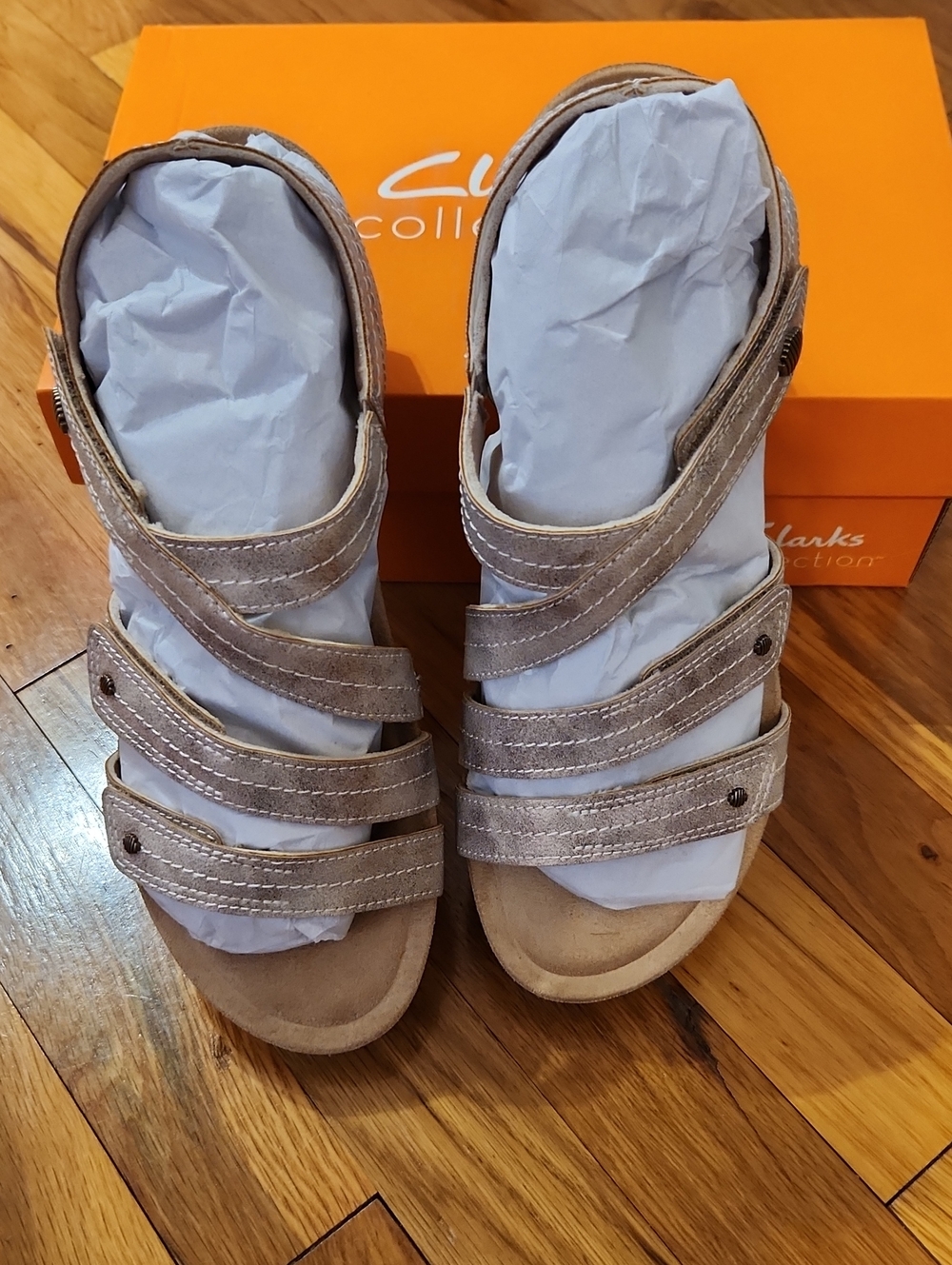 Clarks Calenne Clara Bronze Metallic Multi-Strap Comfort Sandals NWT Sz 9 M